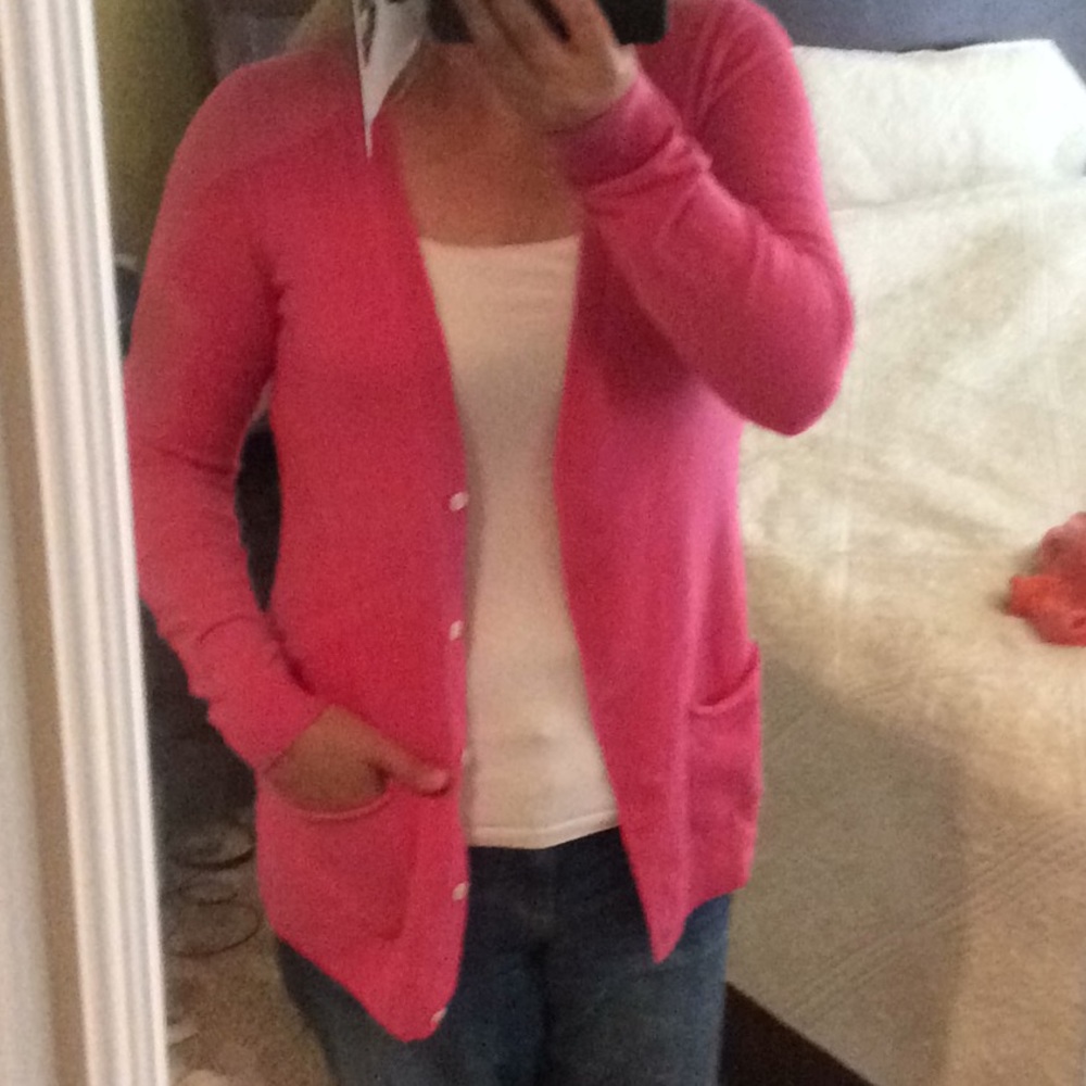 GAP pink cardigan